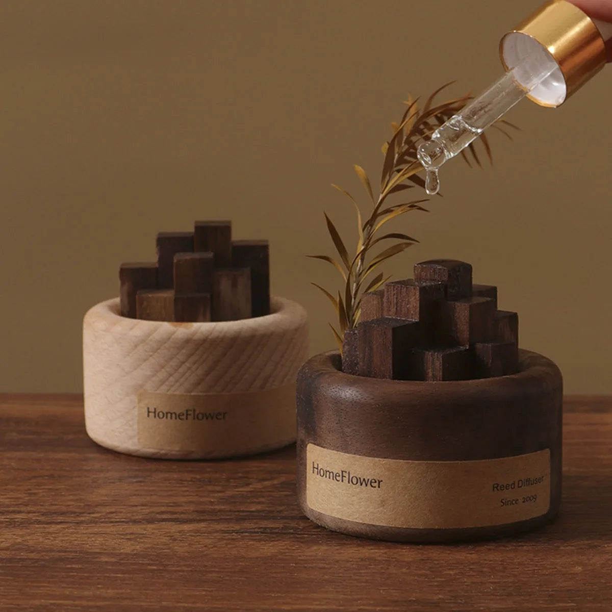 1Pcs Difuser Essential Oil Wood Scent Diffuser 2 Color Unique Wood Art Fireless Aroma Home Decoration